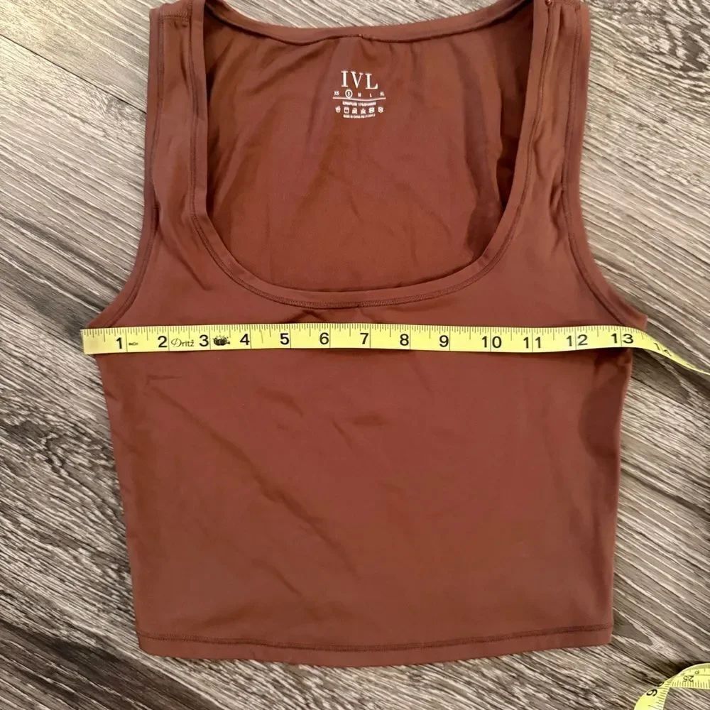 IVL Collective Crop Tank - Picture 3 of 5